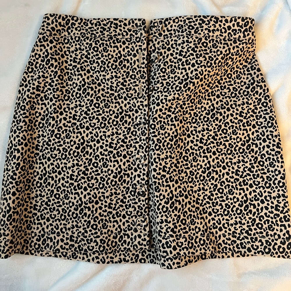 Animal print button up skirt, medium, Forever 21